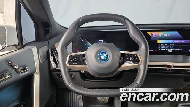 BMW iX xDrive50 Sports Plus 2022 — фото 12