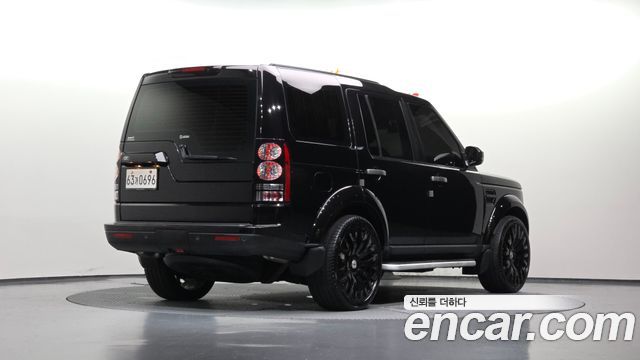 Land Rover Discovery 4 3.0 SDV6 SE 2016 — фото 2