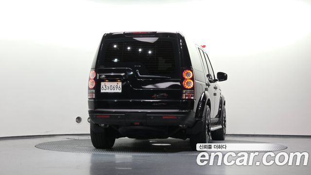 Land Rover Discovery 4 3.0 SDV6 SE 2016 — фото 4