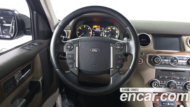 Land Rover Discovery 4 3.0 SDV6 SE 2016 — фото 13