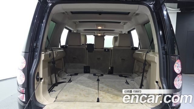 Land Rover Discovery 4 3.0 SDV6 SE 2016 — фото 20