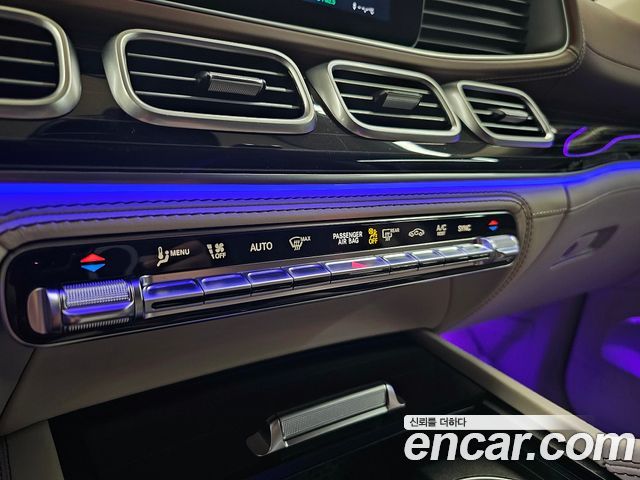 Mercedes-Benz GLS-Class (X167) Maybach GLS600 4MATIC Manufakur 2022 — фото 14