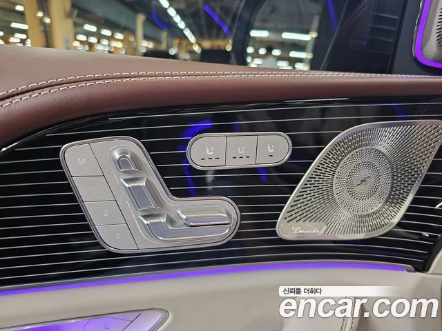 Mercedes-Benz GLS-Class (X167) Maybach GLS600 4MATIC Manufakur 2022 — фото 16