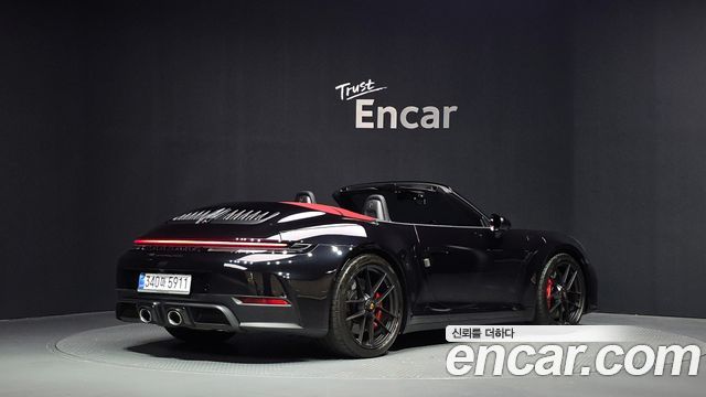 Porsche 911 (992) Carrera GTS Cabriolet 2025 — фото 2