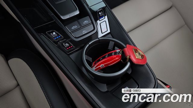 Porsche 911 (992) Carrera GTS Cabriolet 2025 — фото 36