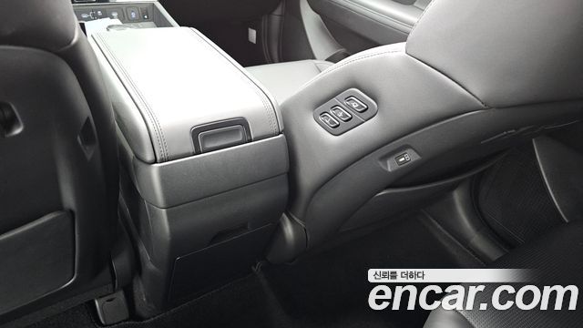 Hyundai Santa Fe (MX5) HEV 1.6 2WD Calligraphy 2026 — фото 19