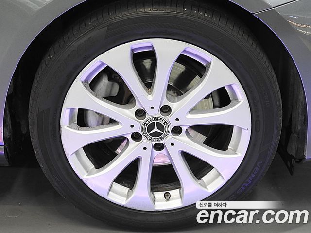 Mercedes-Benz E-Class (W213) E220d Exclusive 2017 — фото 5