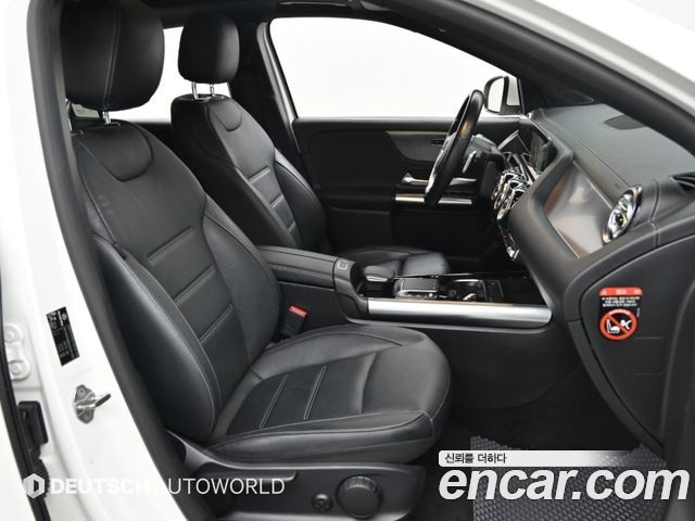 Mercedes-Benz EQA (H243) EQA250 AMG Package Plus 2022 — фото 10