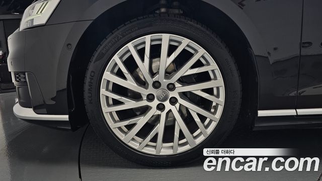 Audi A8 (D5) 50 TDI Quattro LWB 2020 — фото 5