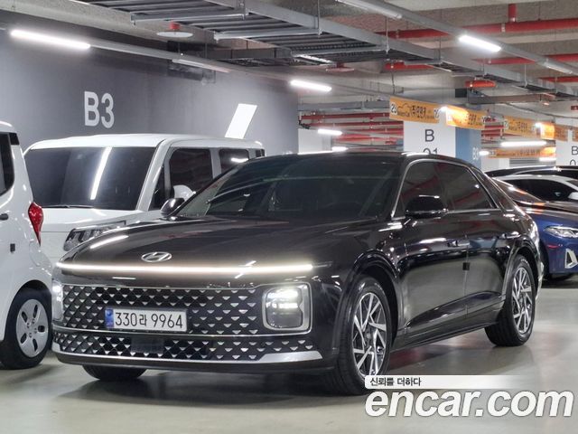 Hyundai Grandeur (GN7) 2,5 Gasoline 2WD Premium 2023 — фото 1