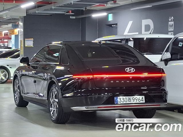 Hyundai Grandeur (GN7) 2,5 Gasoline 2WD Premium 2023 — фото 2