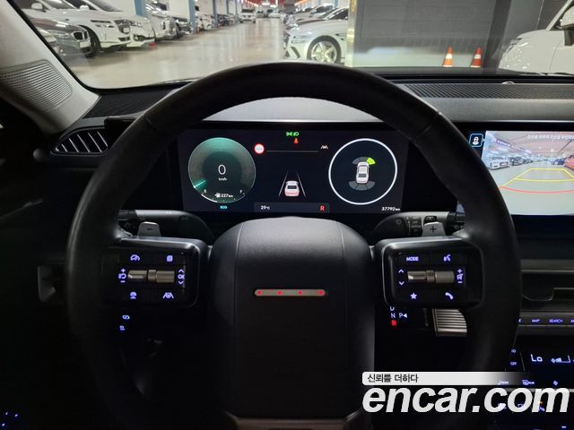 Hyundai Grandeur (GN7) 2,5 Gasoline 2WD Premium 2023 — фото 16
