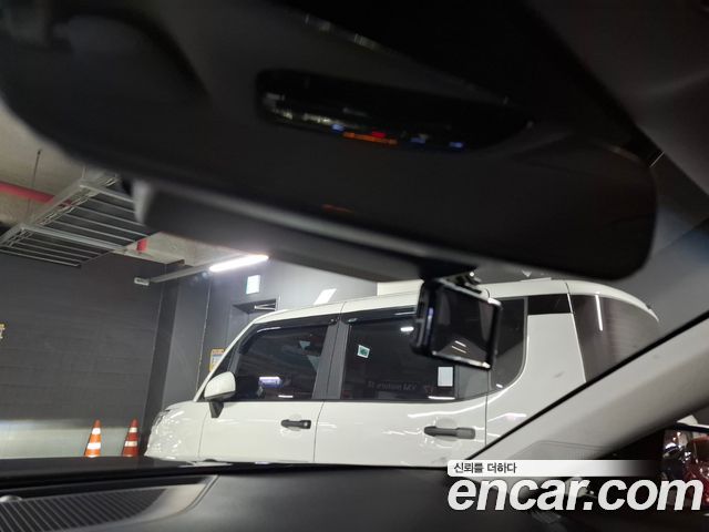 Hyundai Grandeur (GN7) 2,5 Gasoline 2WD Premium 2023 — фото 17