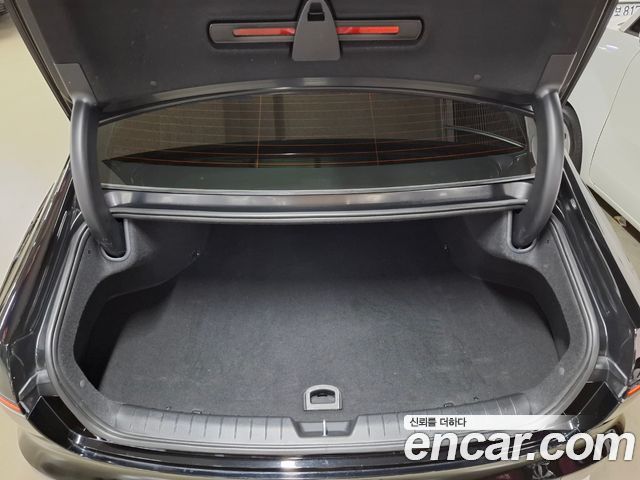 Hyundai Grandeur (GN7) 2,5 Gasoline 2WD Premium 2023 — фото 19