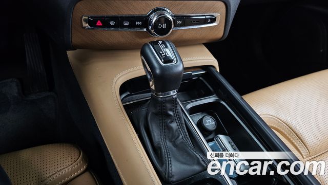 Volvo XC90 (II) D5 Inscription 2019 — фото 9