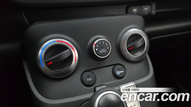 Hyundai Casper Smart 2023 — фото 20