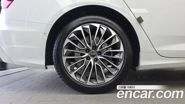 Audi A6 (C8) 45 TFSI Quattro Premium 2025 — фото 5