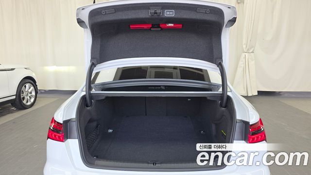 Audi A6 (C8) 45 TFSI Quattro Premium 2025 — фото 20