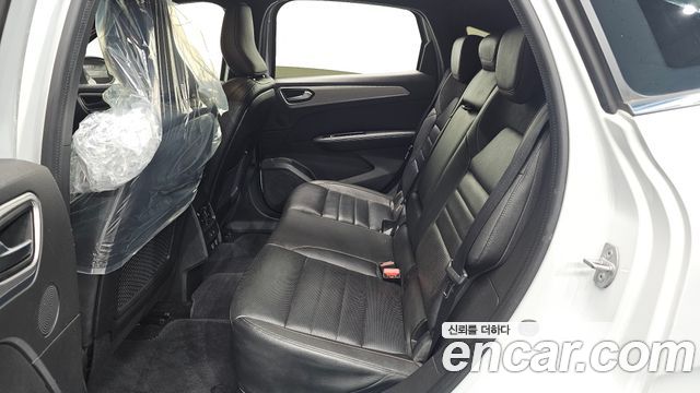 Renault Korea XM3 1.3 TCe RE Inspire 2023 — фото 12