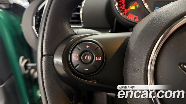 MINI Cooper D Clubman High 2nd 2020 — фото 7