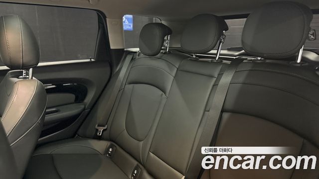 MINI Cooper D Clubman High 2nd 2020 — фото 21