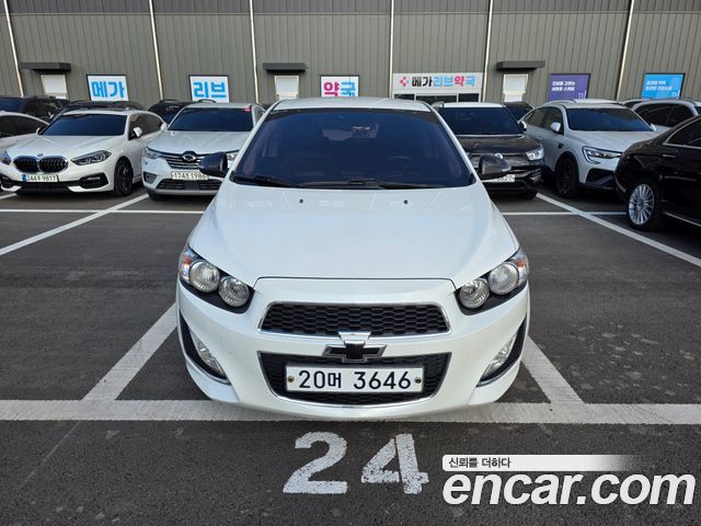 Chevrolet Aveo Hatchback 1.4 Turbo RS 2014 — фото 3