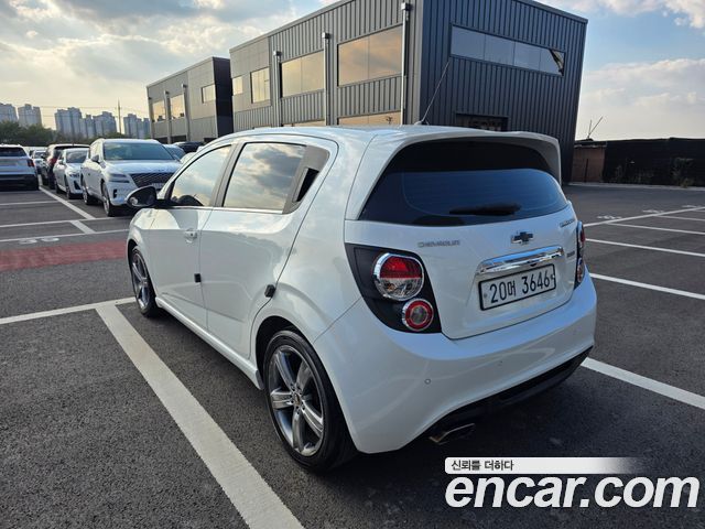 Chevrolet Aveo Hatchback 1.4 Turbo RS 2014 — фото 6