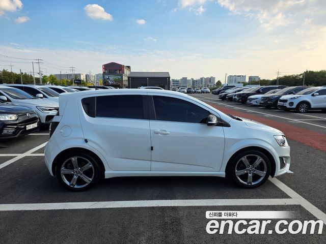 Chevrolet Aveo Hatchback 1.4 Turbo RS 2014 — фото 8