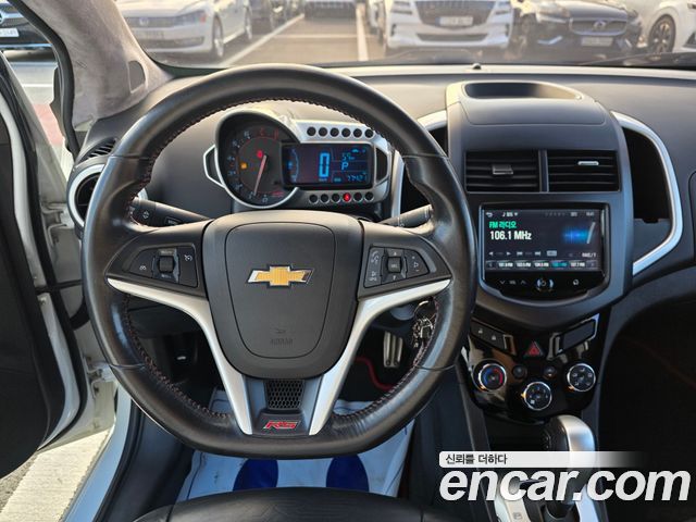 Chevrolet Aveo Hatchback 1.4 Turbo RS 2014 — фото 18