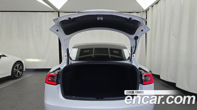 Tesla Model 3 Long Range AWD 2022 — фото 20