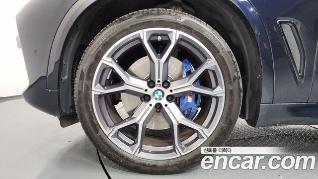 BMW X5 (G05) xDrive 40i M Sport 2023 — фото 5