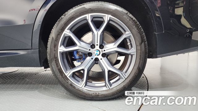 BMW X5 (G05) xDrive 40i M Sport 2023 — фото 27