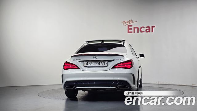 Mercedes-Benz CLA-Class (C117) CLA220 AMG Line 2018 — фото 4