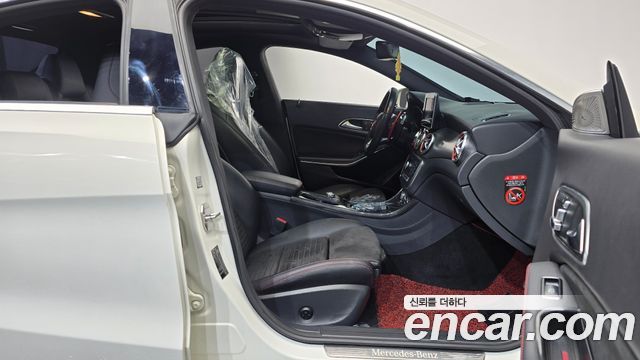 Mercedes-Benz CLA-Class (C117) CLA220 AMG Line 2018 — фото 26