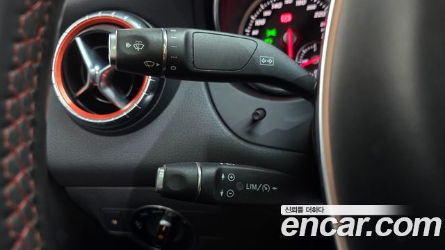 Mercedes-Benz CLA-Class (C117) CLA220 AMG Line 2018 — фото 28