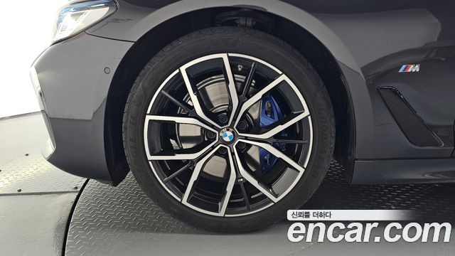 BMW 5 Series (G30) 530i M Sport Package 2023 — фото 5