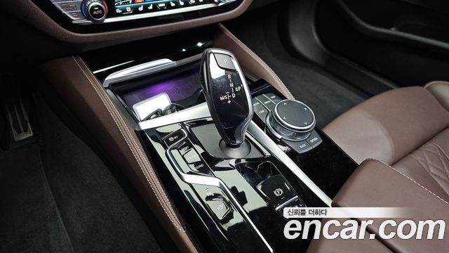 BMW 5 Series (G30) 530i M Sport Package 2023 — фото 9