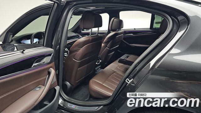 BMW 5 Series (G30) 530i M Sport Package 2023 — фото 16