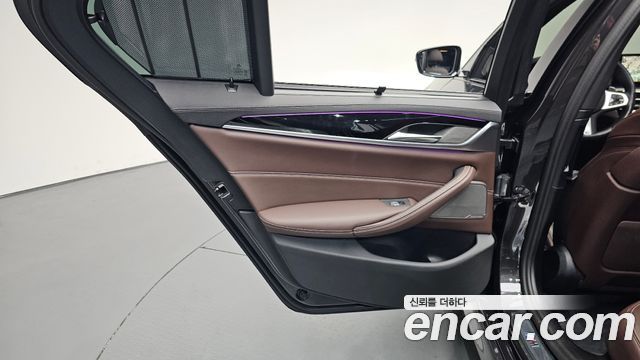 BMW 5 Series (G30) 530i M Sport Package 2023 — фото 31