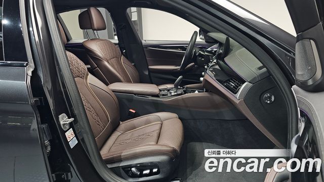 BMW 5 Series (G30) 530i M Sport Package 2023 — фото 32