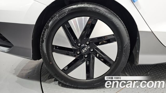 Hyundai Ioniq 6 Long Range Exclusive 2025 — фото 5