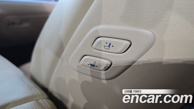 Genesis G80 3.3 GDI Premium Luxury 2017 — фото 18