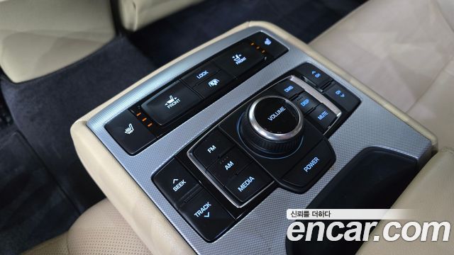 Genesis G80 3.3 GDI Premium Luxury 2017 — фото 30