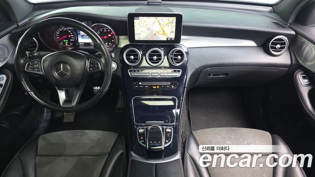 Mercedes-Benz GLC-Class (X253) GLC300 4MATIC AMG Line Coupe 2019 — фото 7