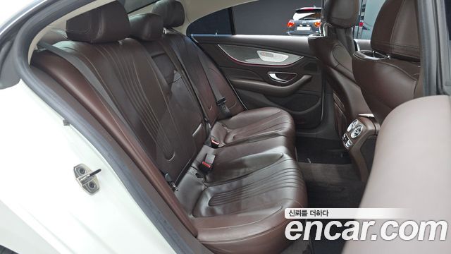 Mercedes-Benz CLS-Class (C257) CLS400d 4MATIC AMG Line 2019 — фото 11