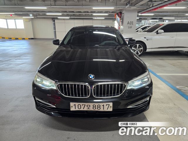 BMW 5 Series (G30) 520d Luxury Special Edition 2018 — фото 3