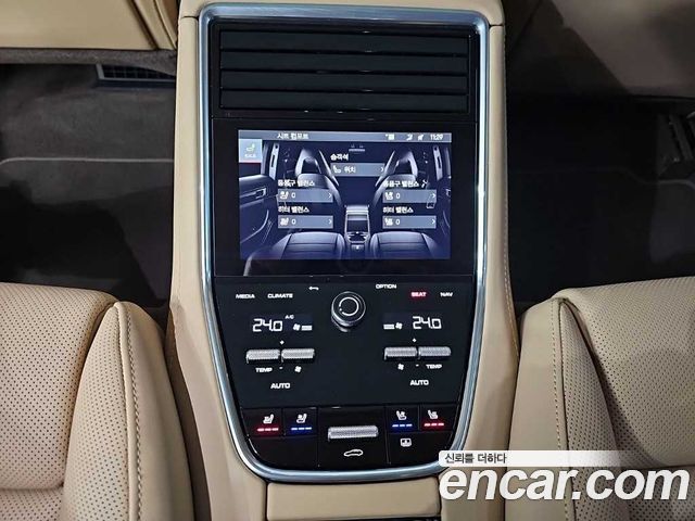 Porsche Panamera (971) 2.9 AWD Platinum Edition 2023 — фото 17