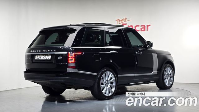 Land Rover Range Rover (IV) 3.0 TDV6 Vogue SE DIESEL 2014 — фото 2