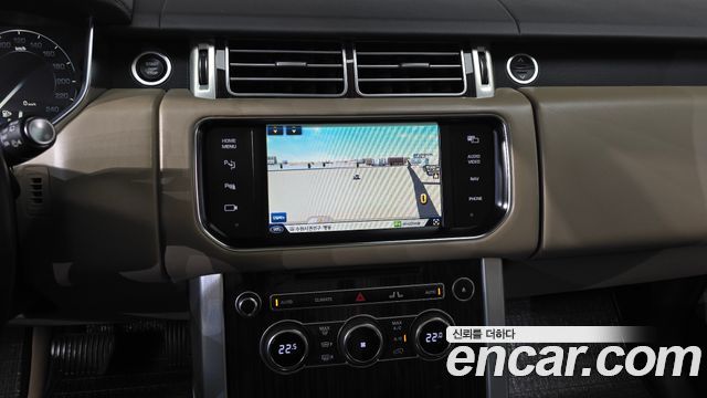 Land Rover Range Rover (IV) 3.0 TDV6 Vogue SE DIESEL 2014 — фото 16