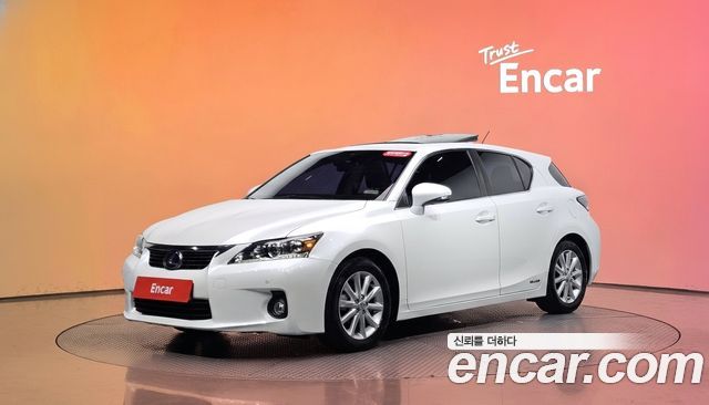Lexus CT200h 1.8 Compact Trendy ZWA10 2012 — фото 1